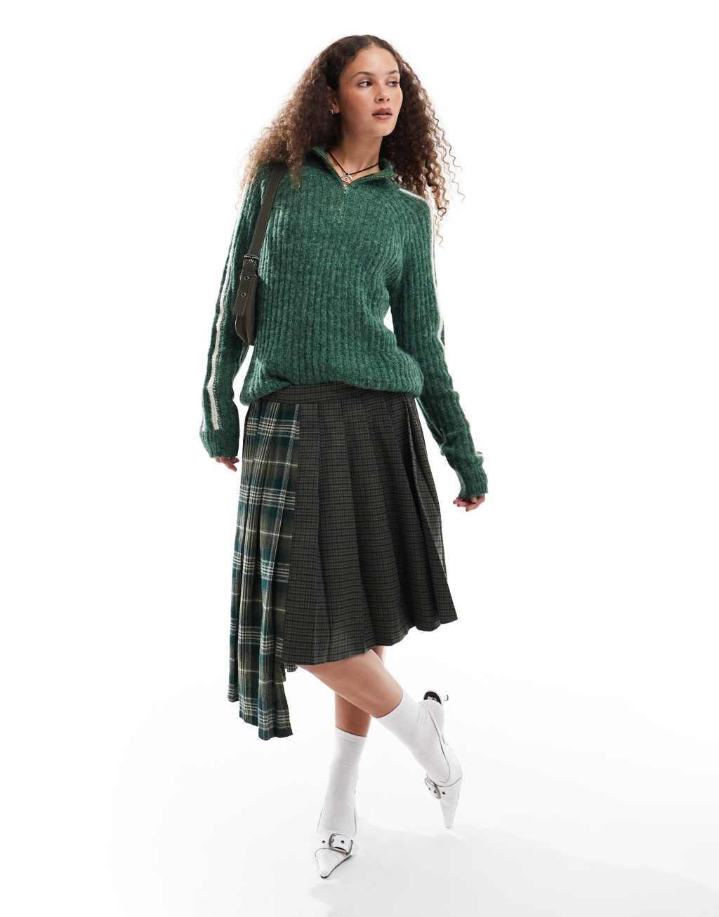 Emory Park side-stripe oversized sweater in forest green Product Image