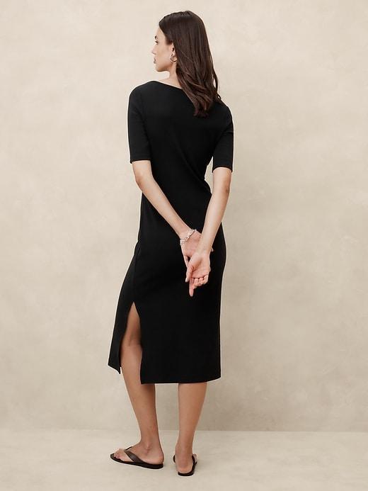 Elbow-Sleeve Ribbed Midi Dress Product Image