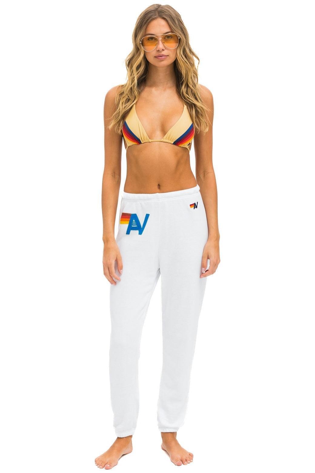 LOGO STITCH SWEATPANTS - WHITE Female product image