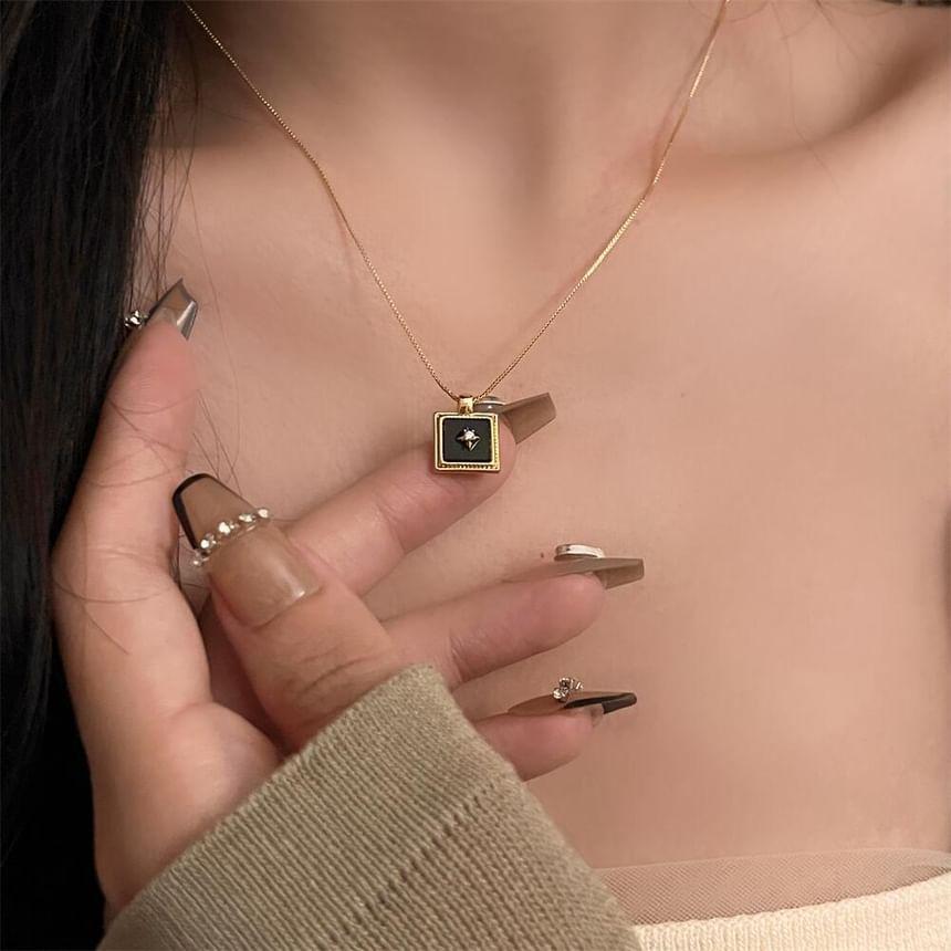 Alloy Pendant Necklace Product Image