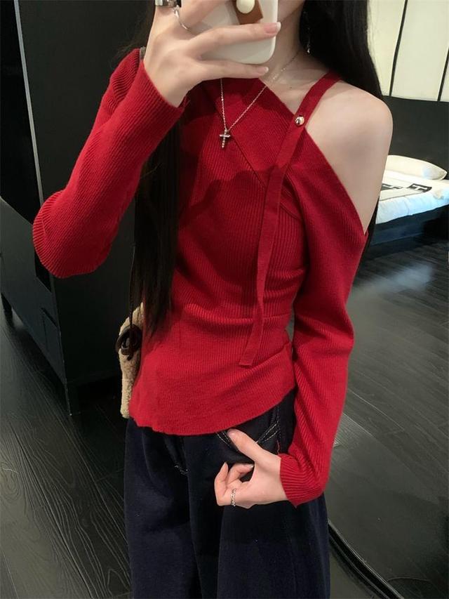 Long-Sleeve Asymmetrical Neck Cold-Shoulder Plain Ribbed Knit Top Product Image