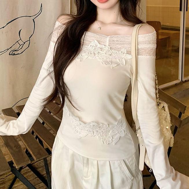 Long-Sleeve Off-Shoulder Lace Panel Floral Applique Slim Fit Tee Product Image