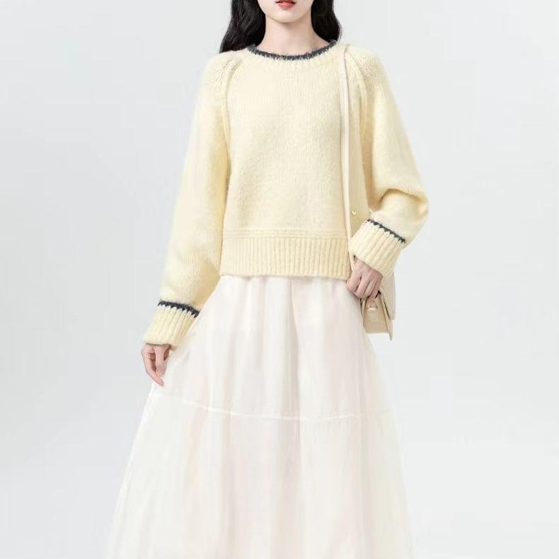 Round Neck Contrast Trim Oversized Sweater Product Image