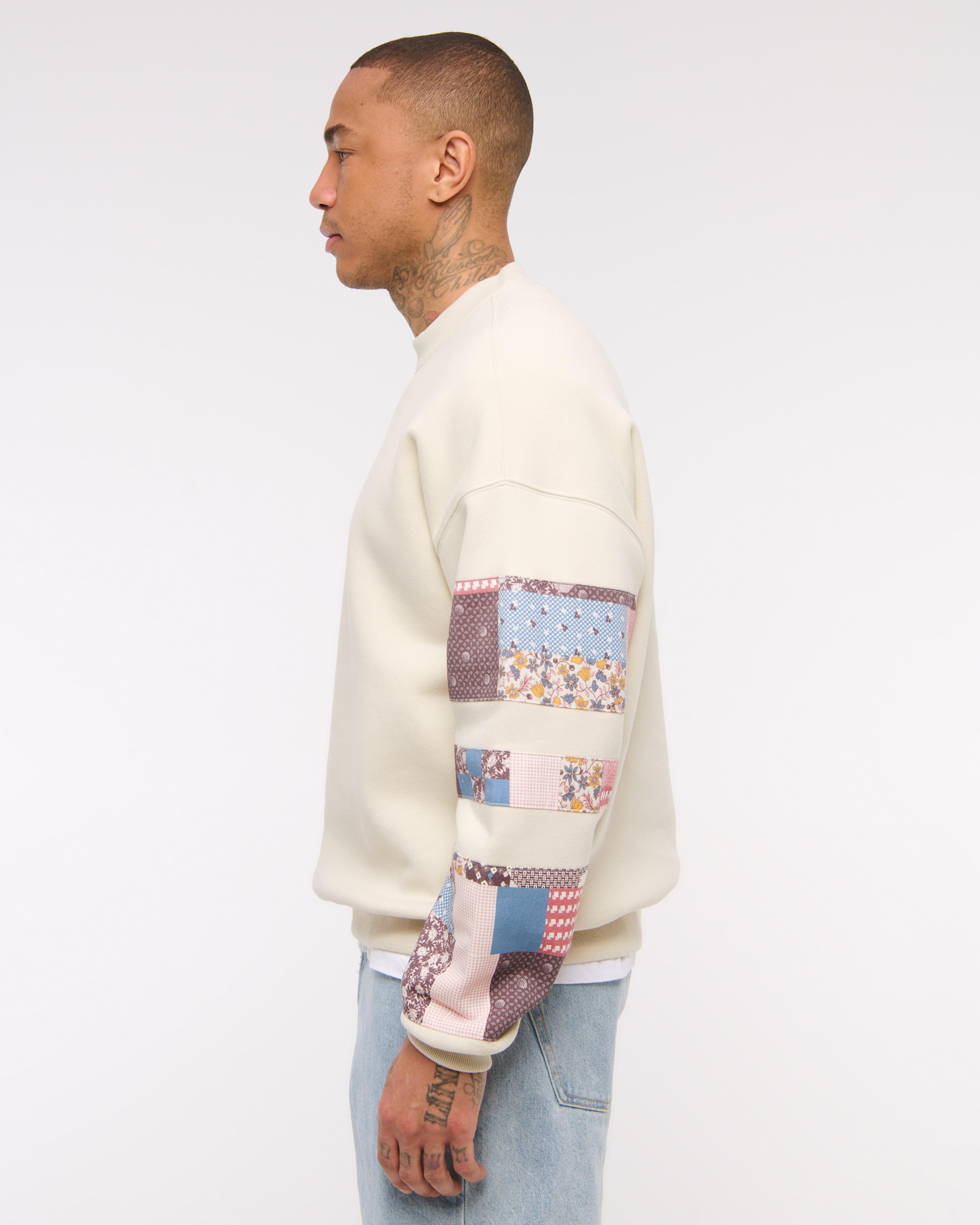 Essential Crew Sweatshirt Product Image