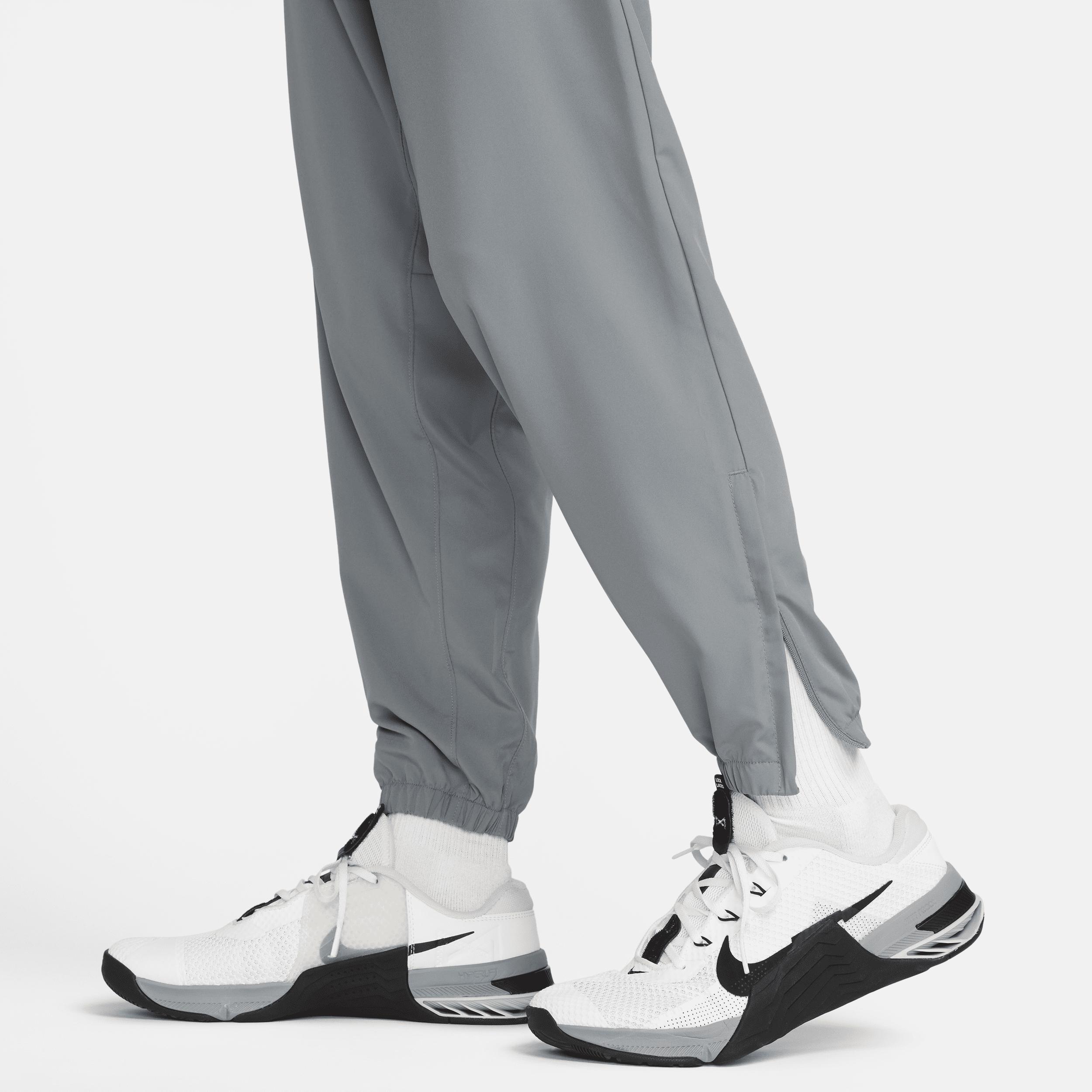 Mens Nike Form Dri-FIT Tapered Versatile Pants Product Image