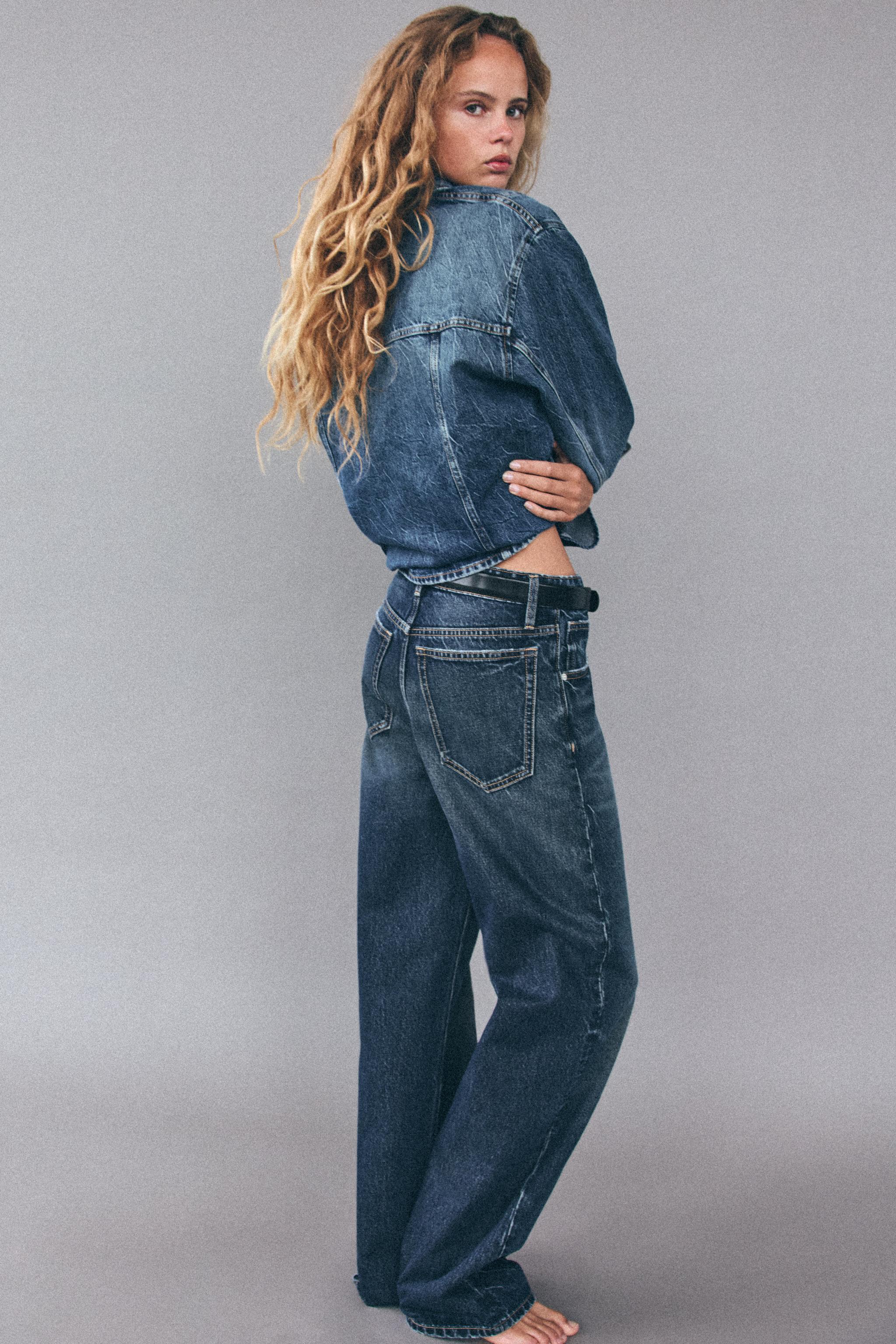 OVERSIZE TRF RELAXED JEANS WITH A HIGH WAIST Product Image