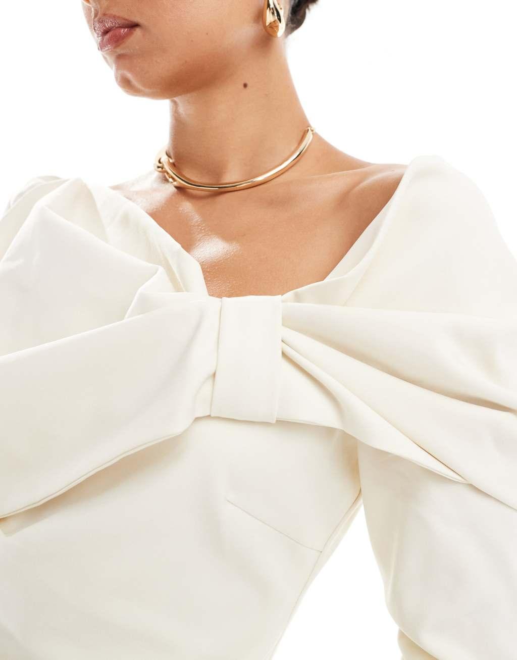 Pretty Lavish exaggerated bow top in cream Product Image