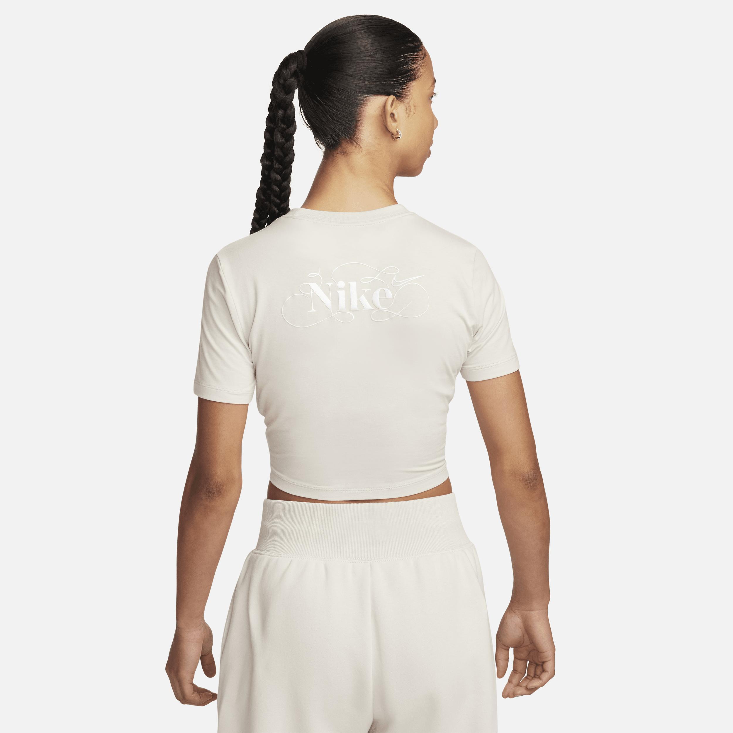 Women's Nike Sportswear Essential Slim Cropped T-Shirt Product Image