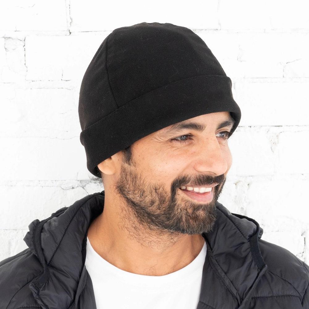 Isotoner Mens Headwear Fleece Hat - Black Product Image