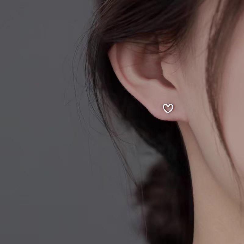 Heart Alloy Stud Earring Product Image