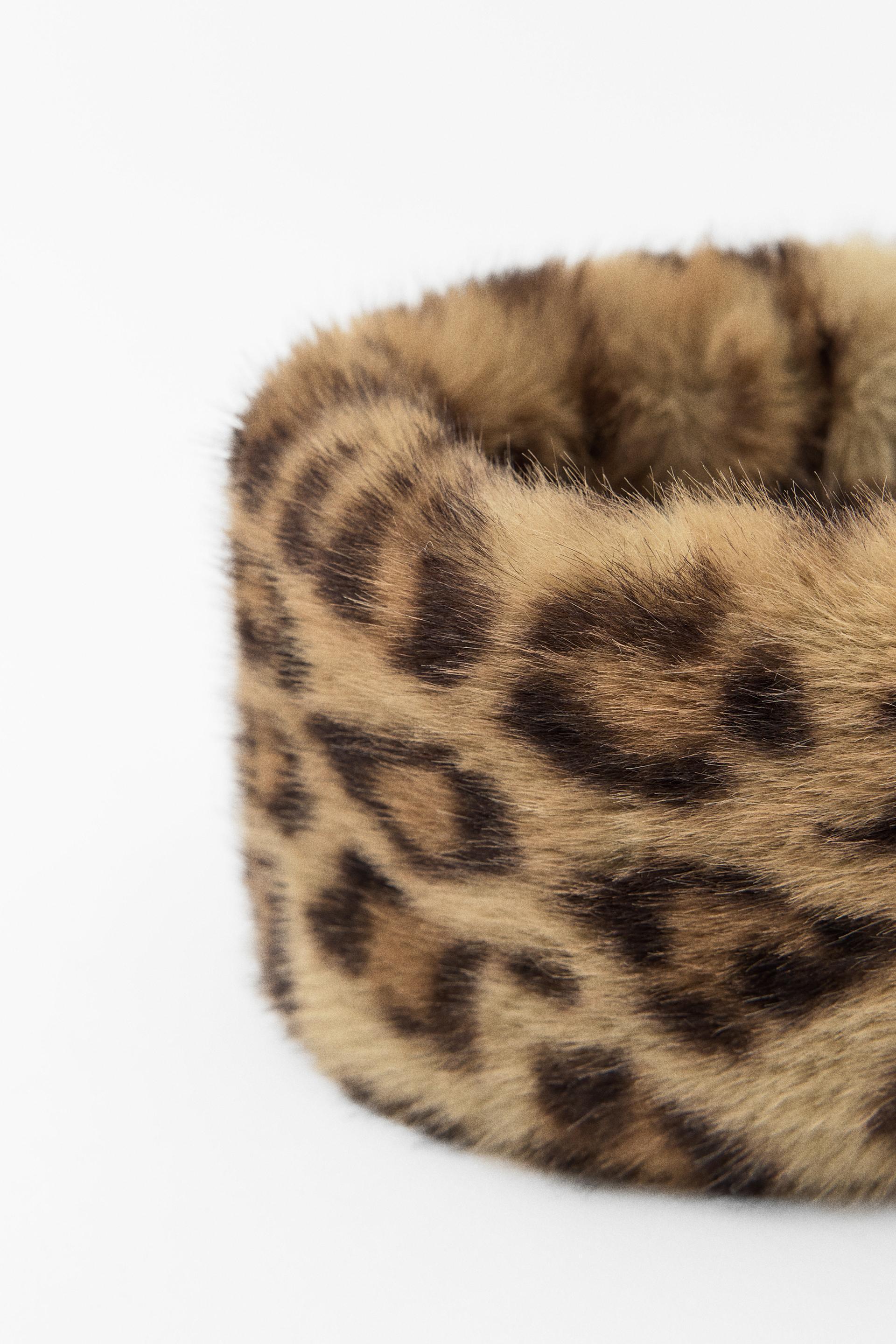 FAUX FUR ANIMAL PRINT HEADBAND Product Image