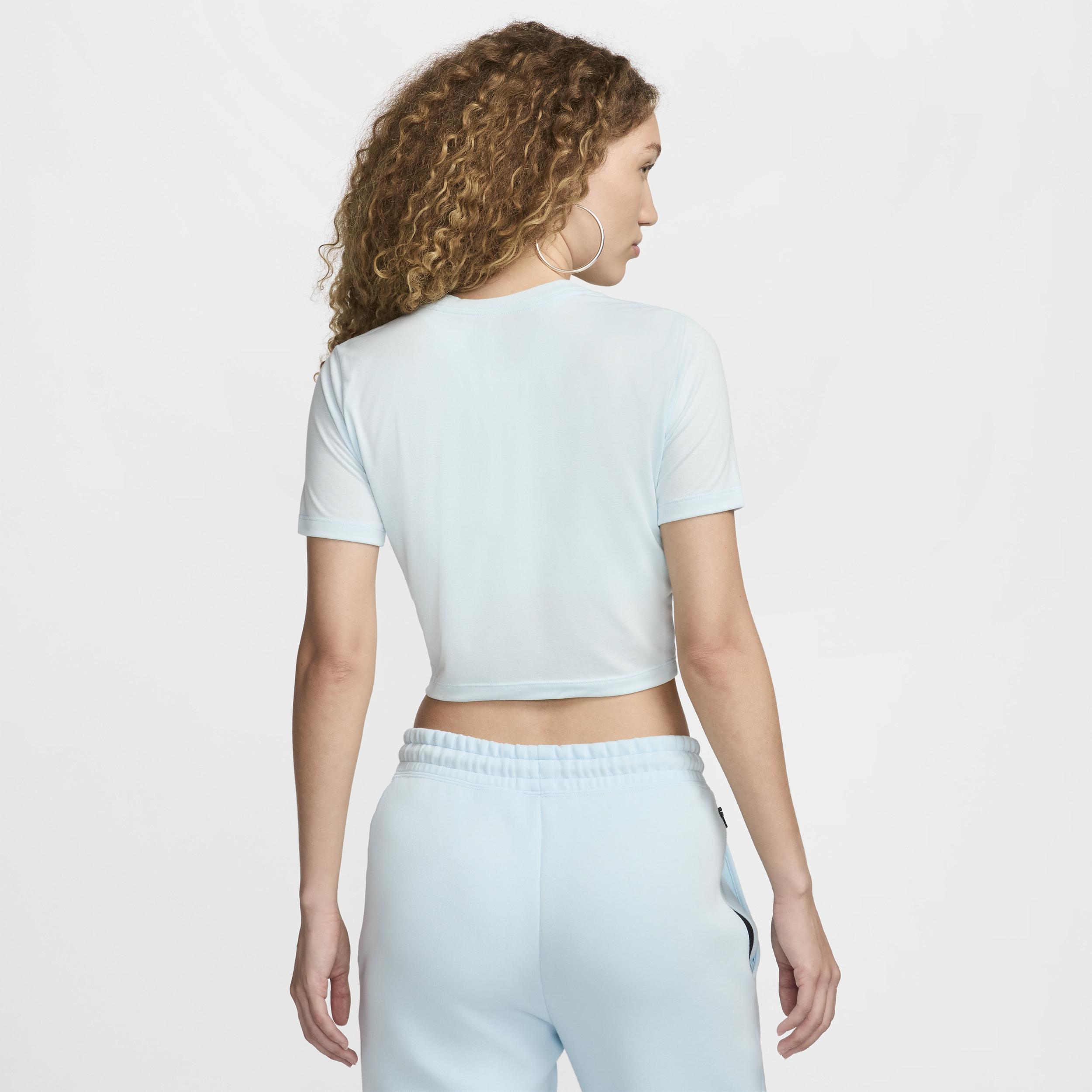 Women's Nike Sportswear Essential Slim Cropped T-Shirt Product Image