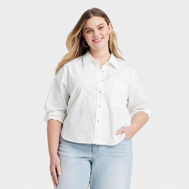 Womens Long Sleeve Collared Button-Down Shirt - Universal Thread White 2X Product Image