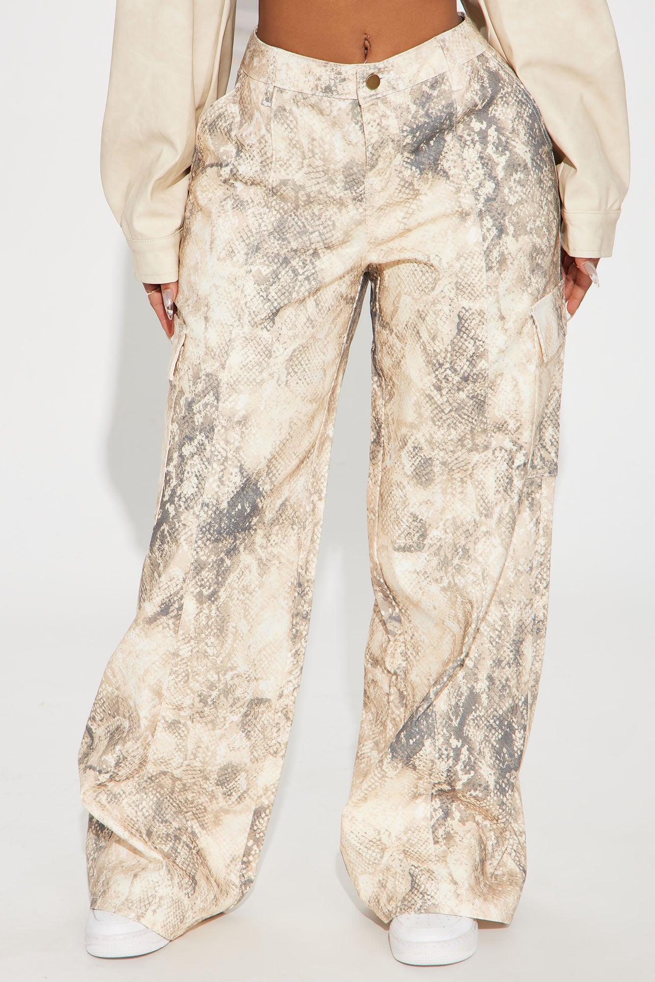 Giving My All Wide Leg Pant - Khaki/combo Product Image