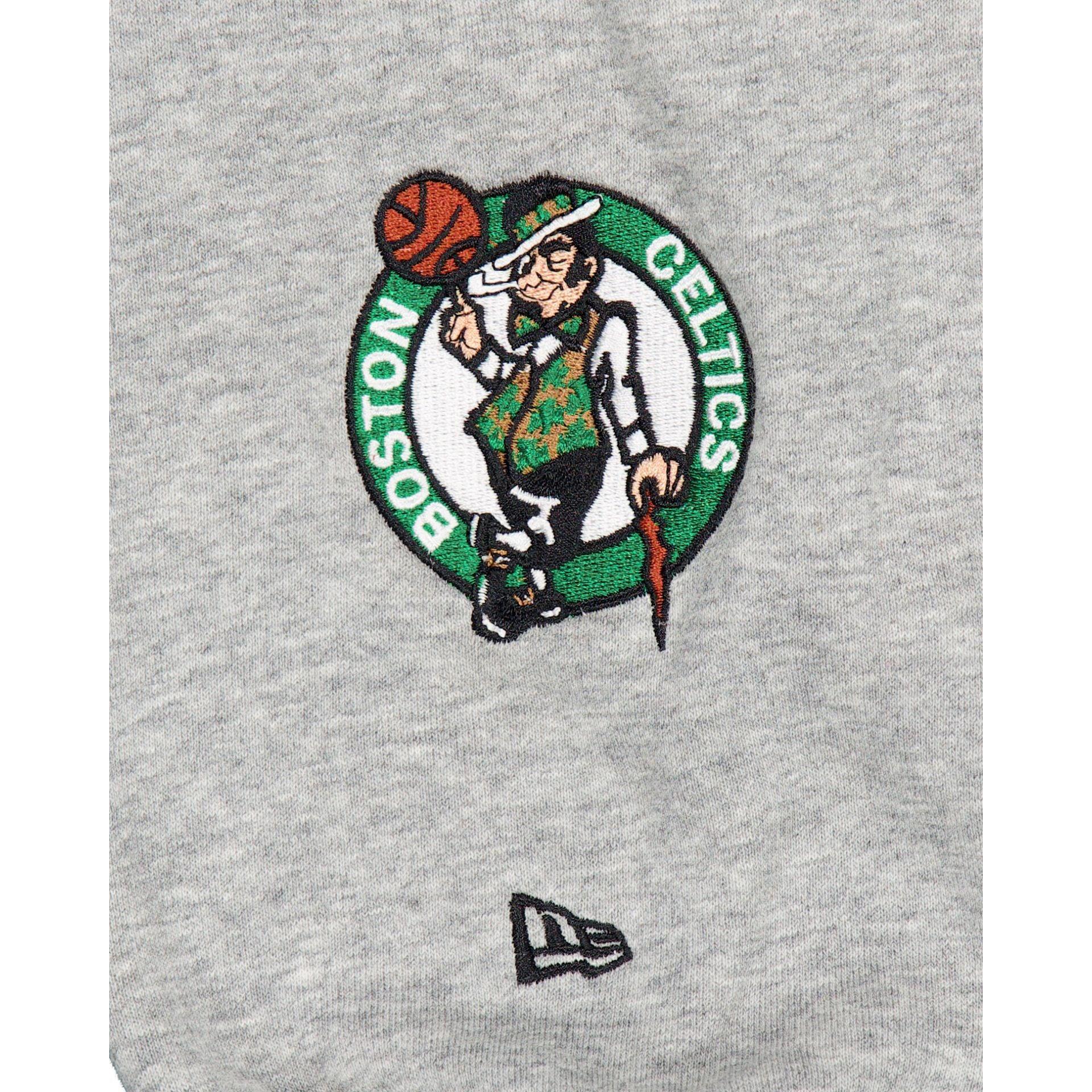 Milwaukee Bucks Sport Classics Women's Crewneck Female Product Image