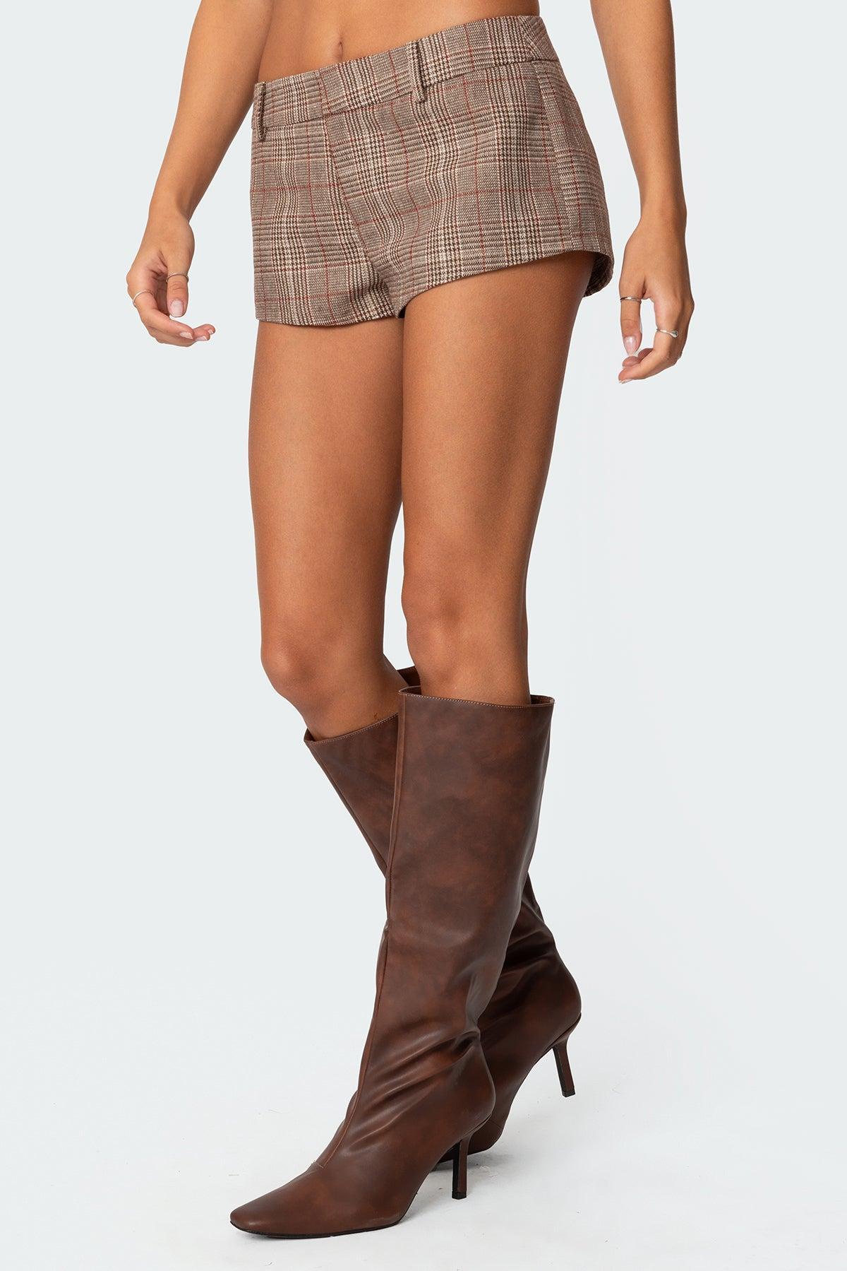 Phoeby Houndstooth Plaid Shorts Product Image