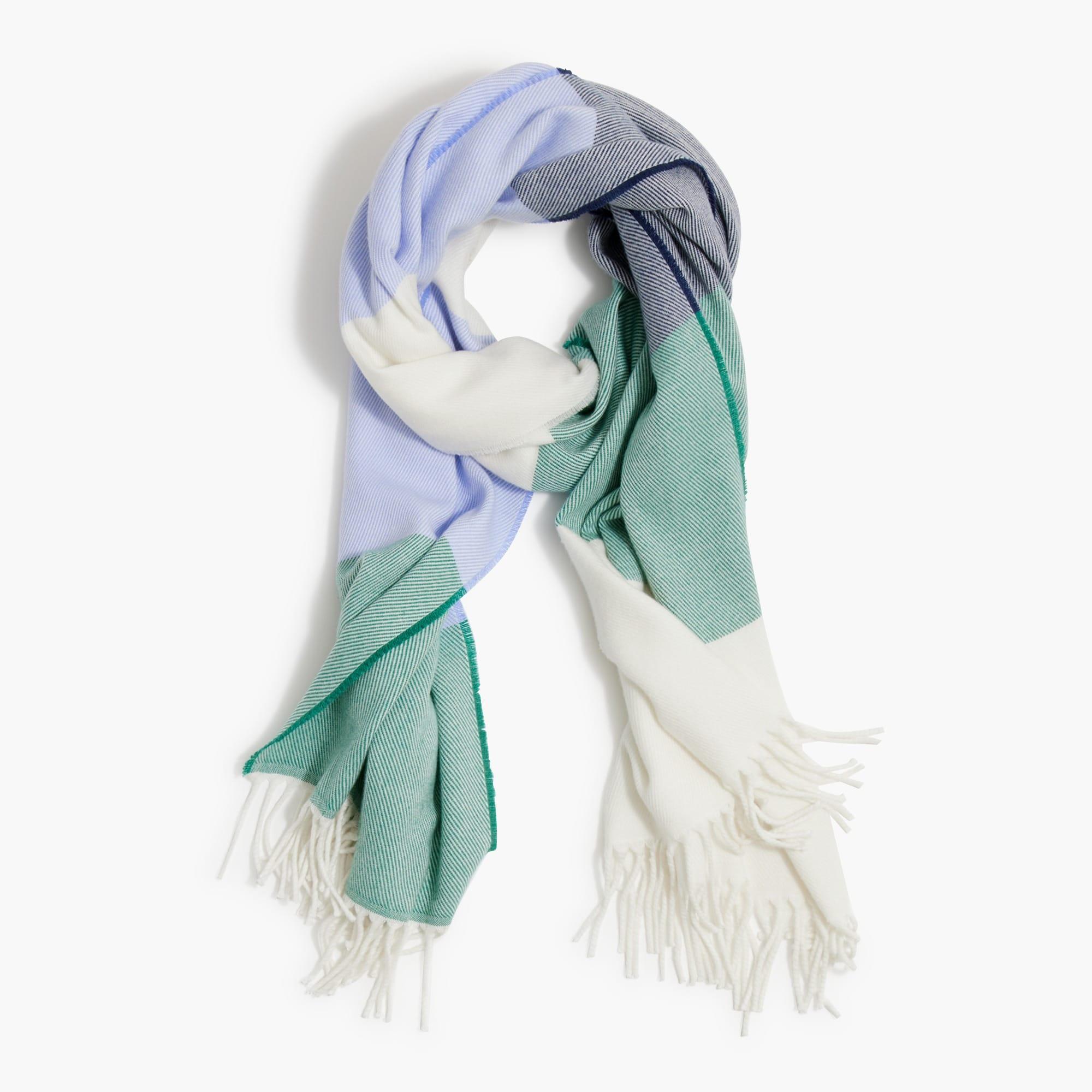 Classic scarf Product Image