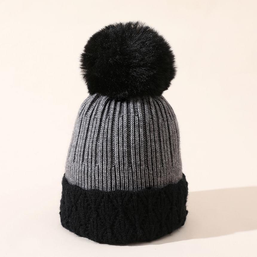 Two Tone Pom Pom Knit Beanie Product Image