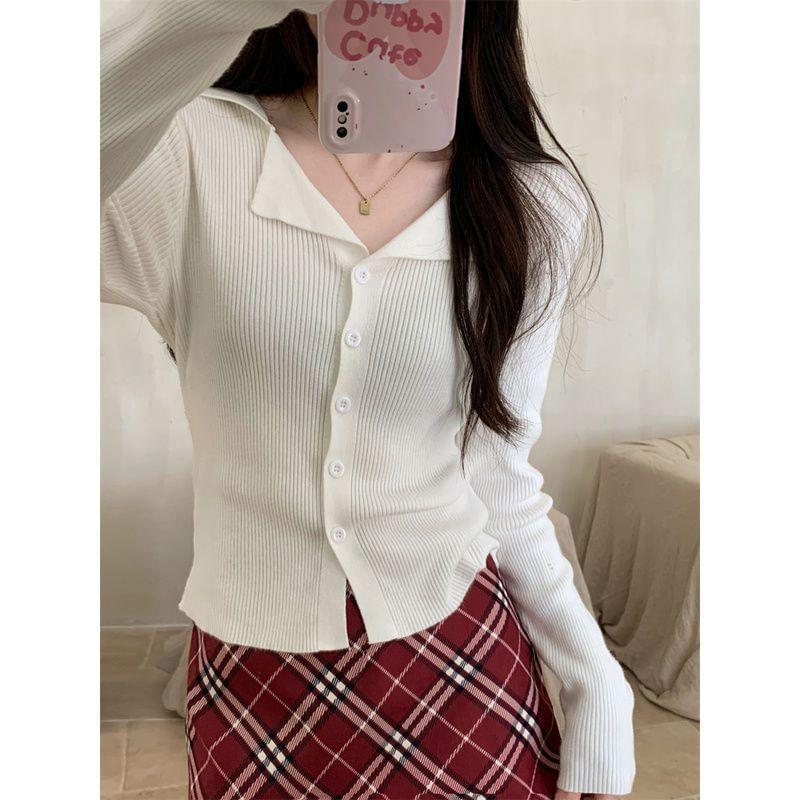 V-Neck Button-Up Plain Crop Cardigan Product Image