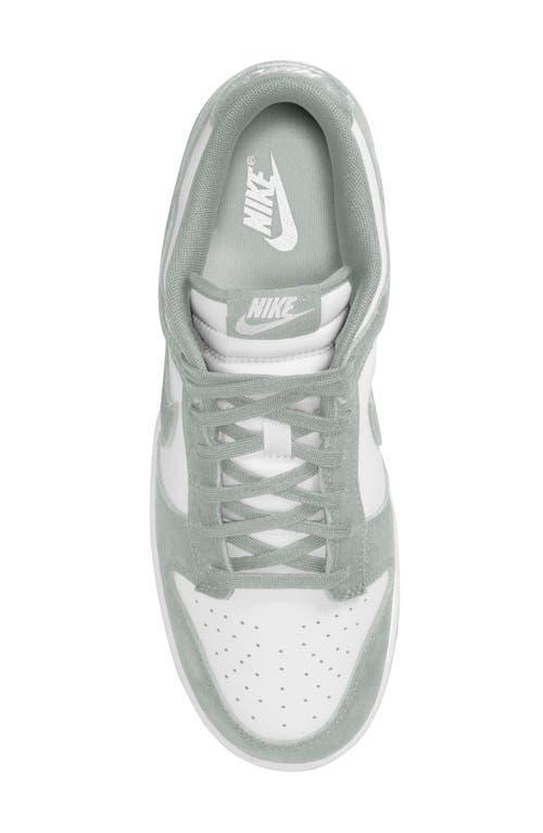 NIKE Dunk Low Se Basketball Sneaker In White/light Pumice Product Image