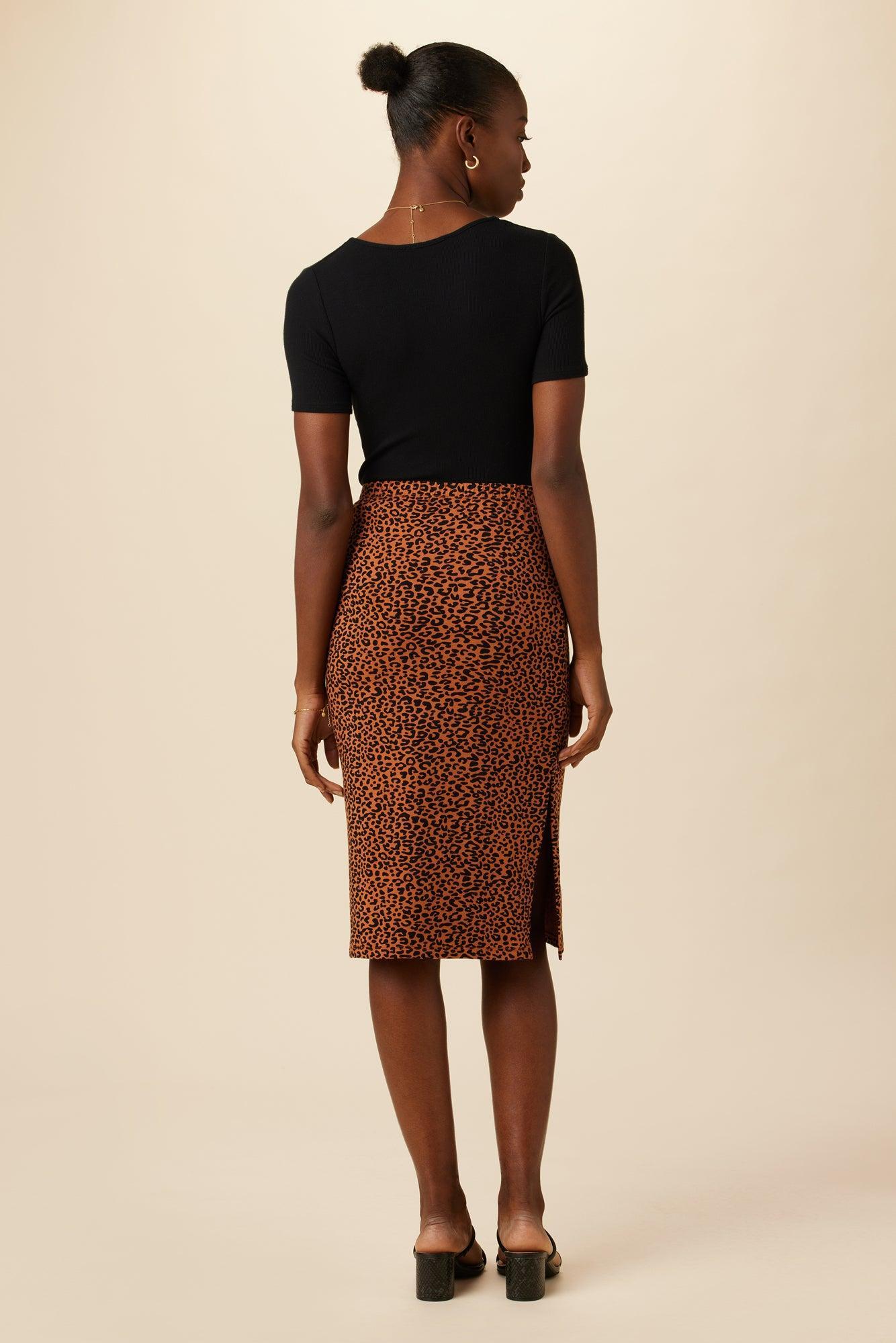 Vindy Reverie Knit Skirt - Almond Leopard Print Product Image