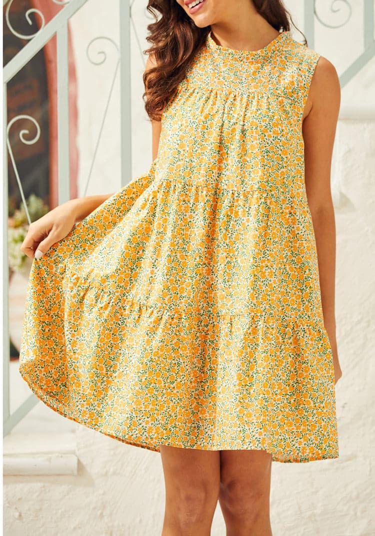 Garden Glamour Sleeveless Shift Dress Product Image