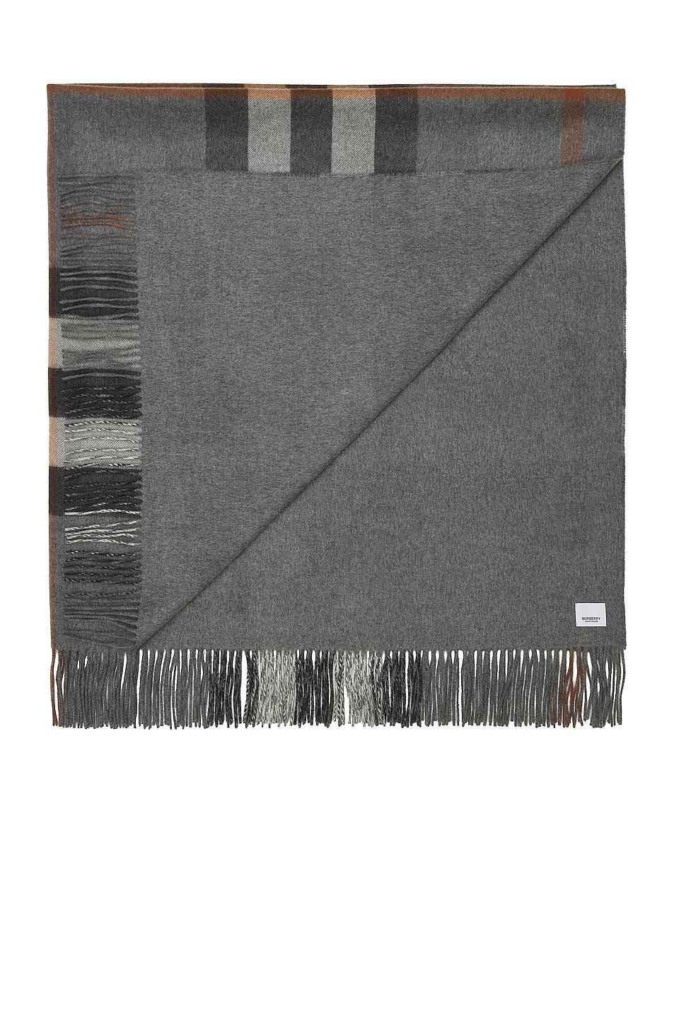 Burberry Half Mega Check Solid Cashmere Blanket Product Image