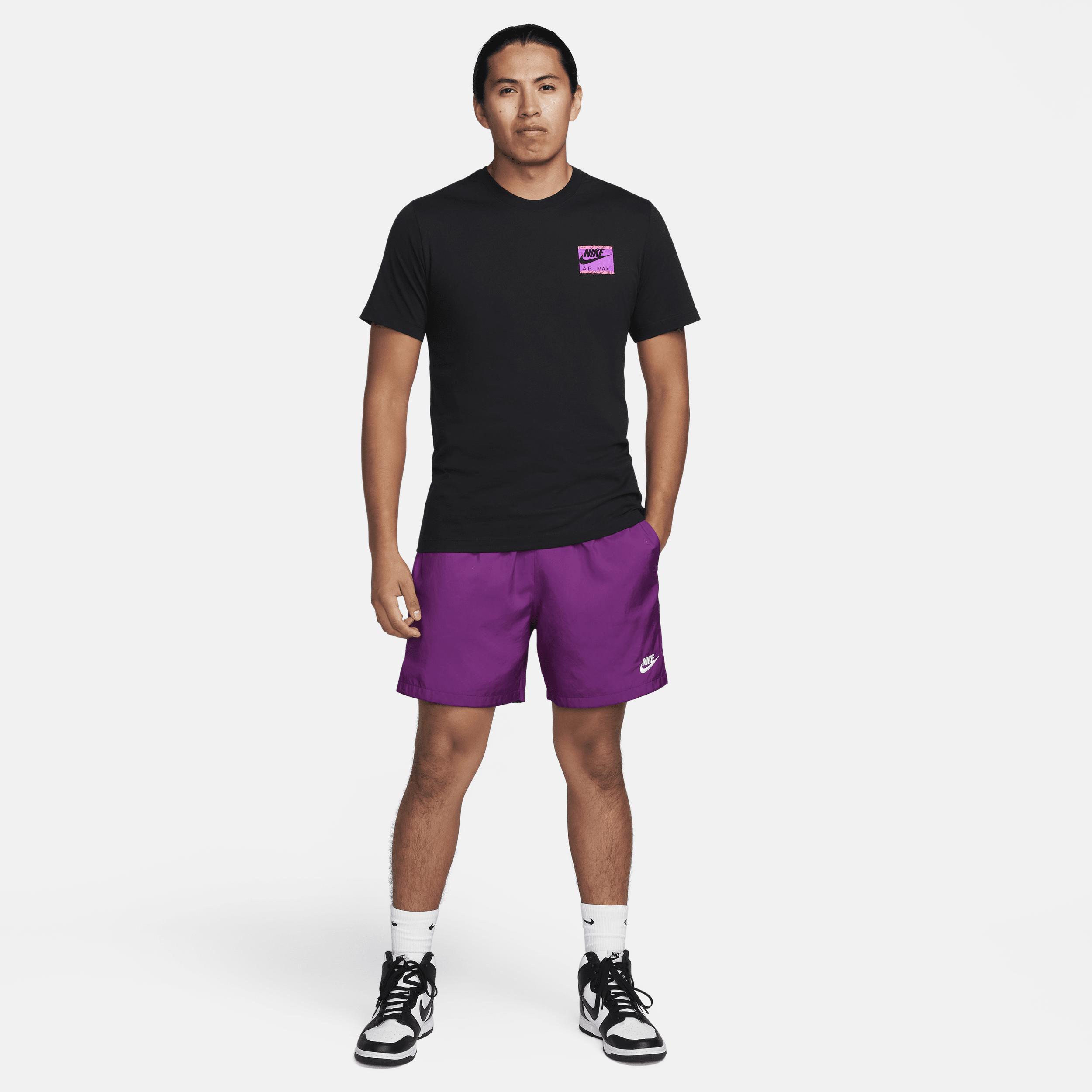 Nike Sportswear T-Shirt Product Image