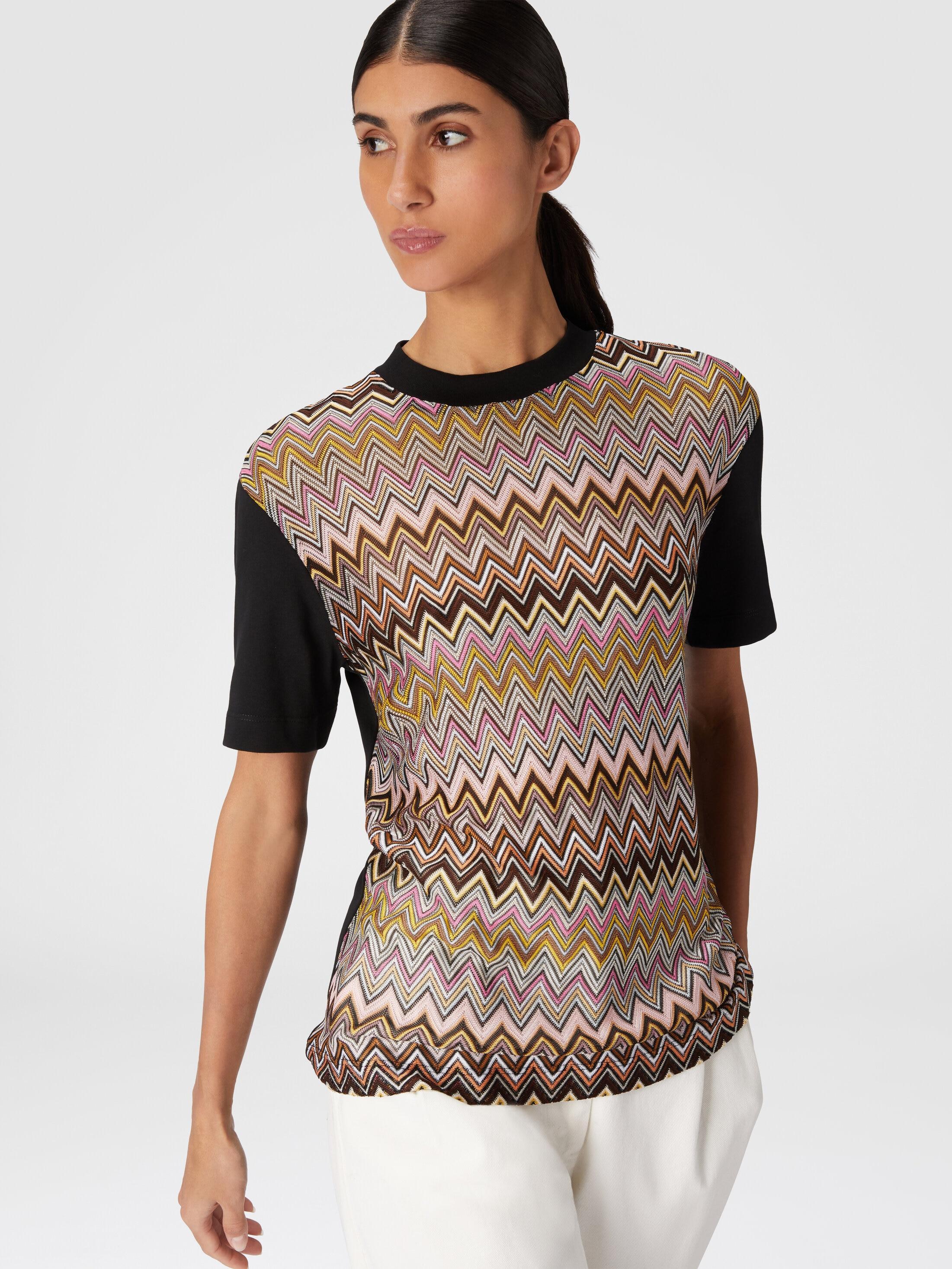 Cotton jersey T-shirt with chevron inserts Product Image