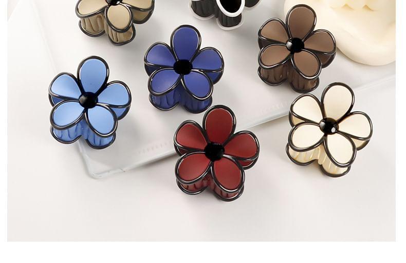 Floral Hair Claw Clip Product Image