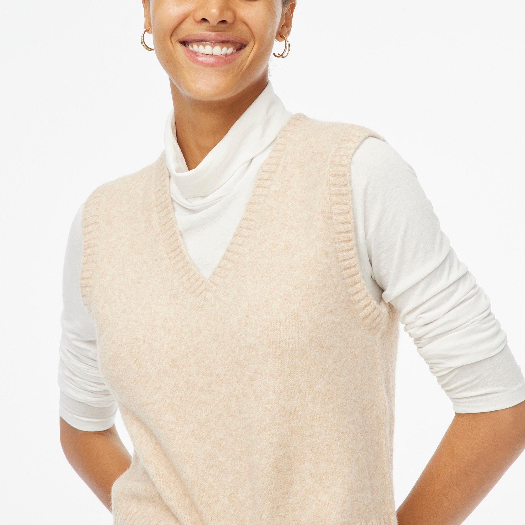 Sweater-vest in extra-soft yarn Product Image