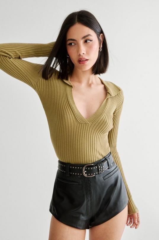 Collared Ribbed Knitted Top Product Image