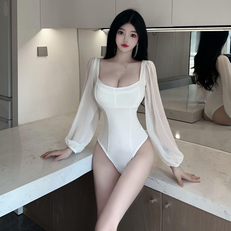 Long-Sleeve Square Neck Plain Bodysuit Top Product Image