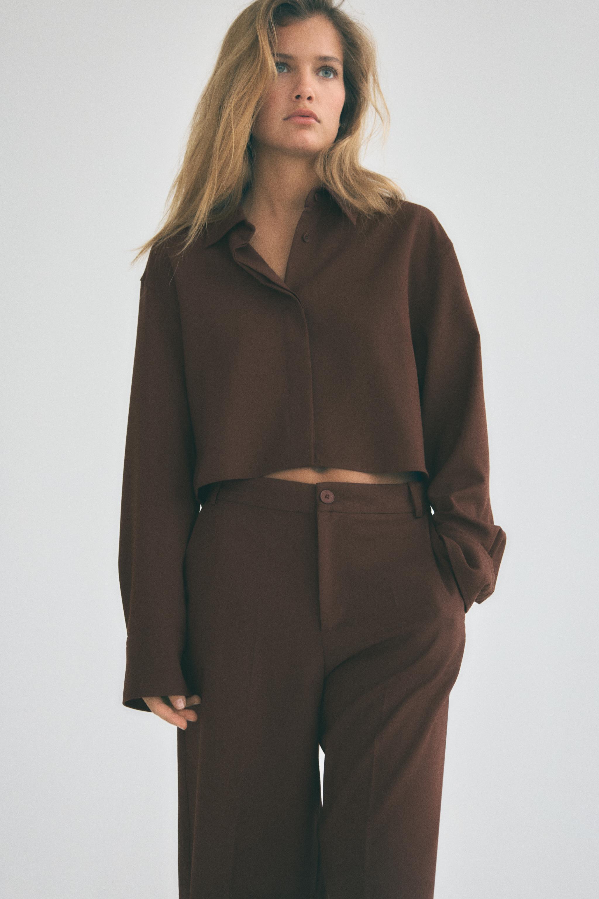 RELAXED FIT CROP SHIRT Product Image