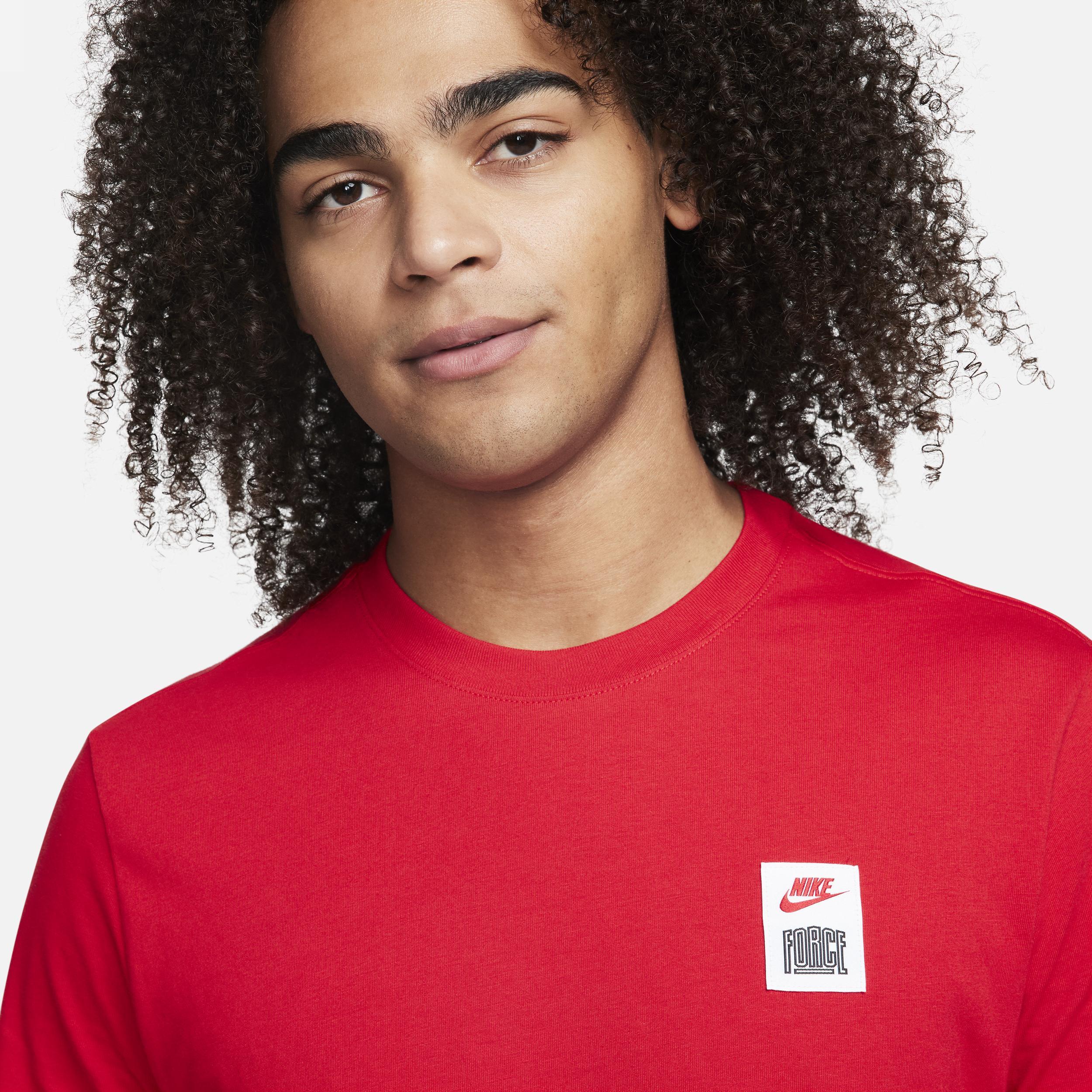 Nike Men's Basketball T-Shirt Product Image