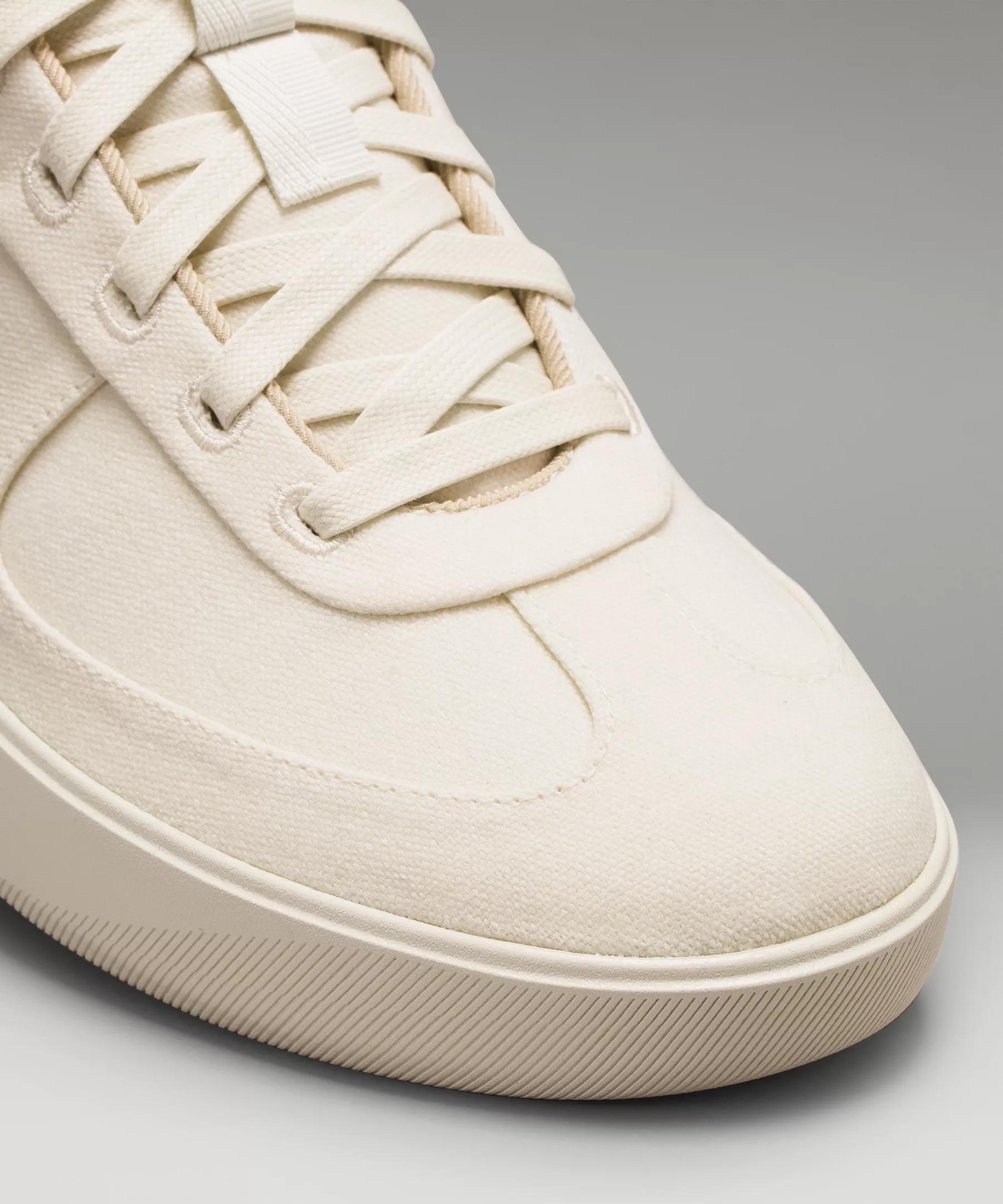 Cityverse Men's Canvas Sneaker Product Image