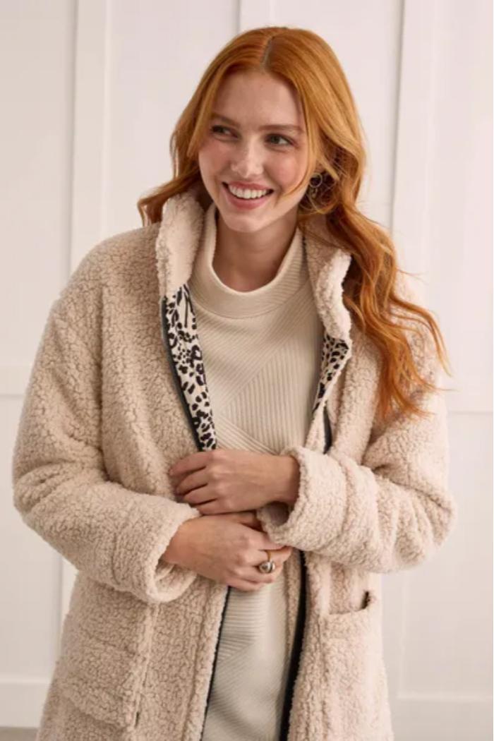 LIGHTWEIGHT SHERPA COAT Product Image