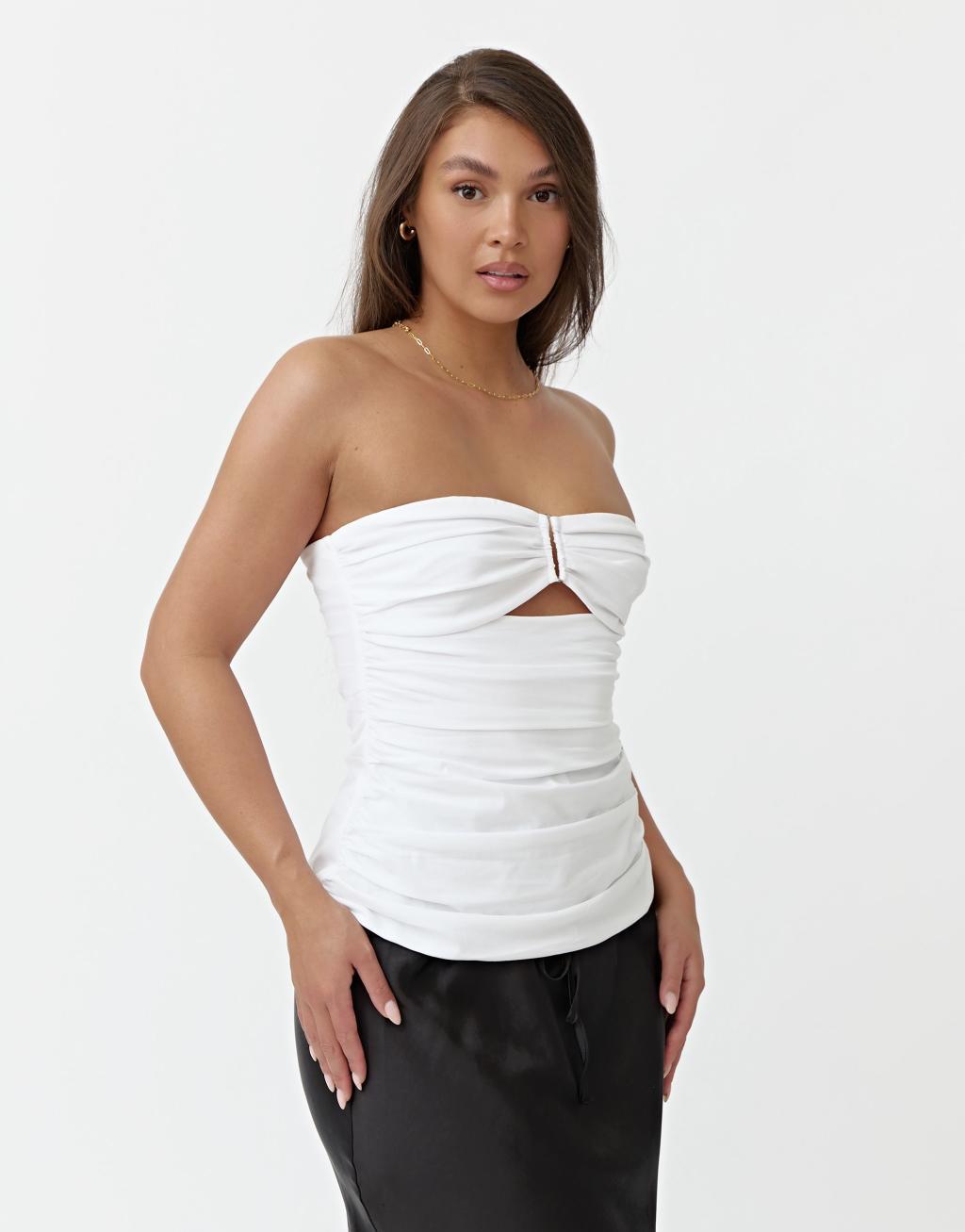 4th & Reckless bandeau cut out ring detail top in white Product Image