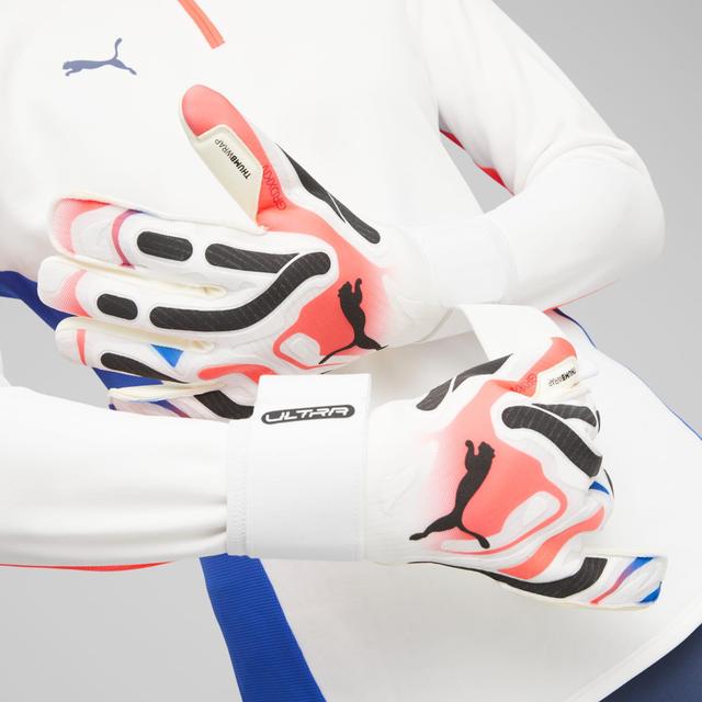 ULTRA Ultimate Hybrid Men's Goalkeeper Gloves Product Image