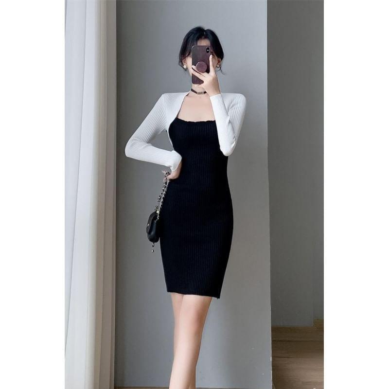 Long-Sleeve Square Neck Two Tone Ribbed Mini Sheath Knit Dress Product Image