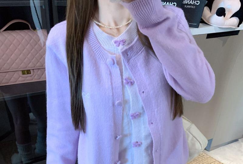 Round Neck Bow Mock Two Piece Sweater Product Image