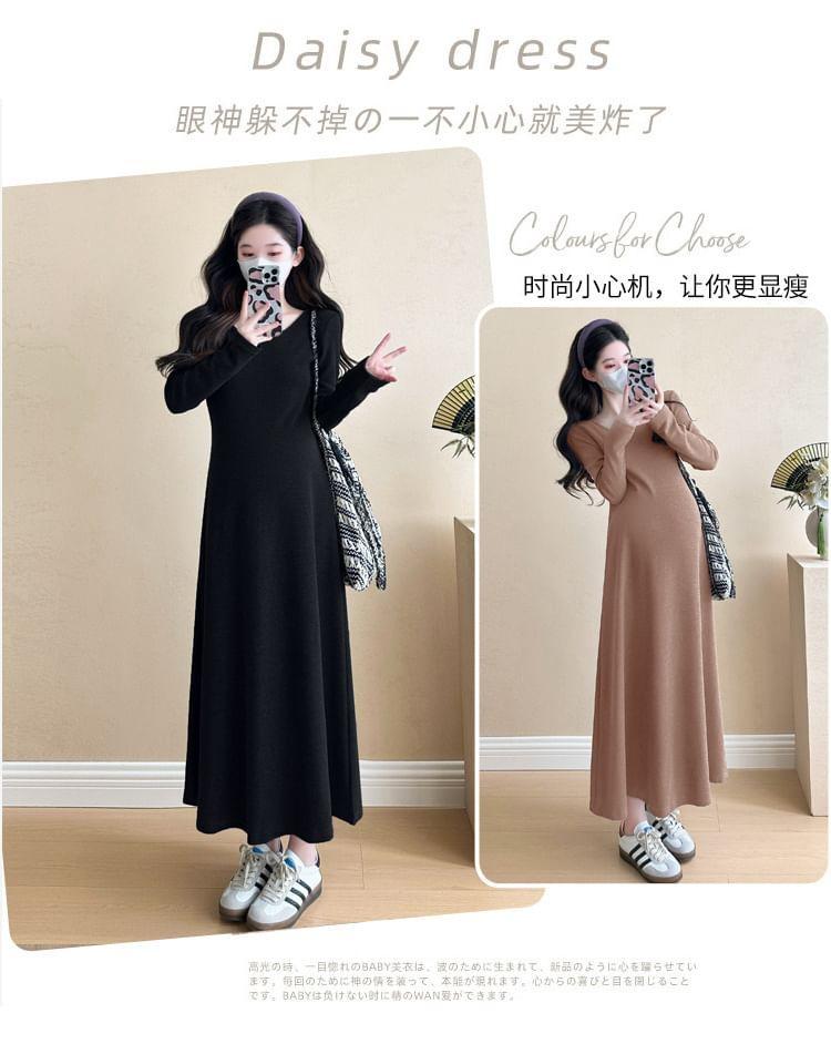 Maternity Long-Sleeve Scoop Neck Plain Maxi A-Line Dress Product Image