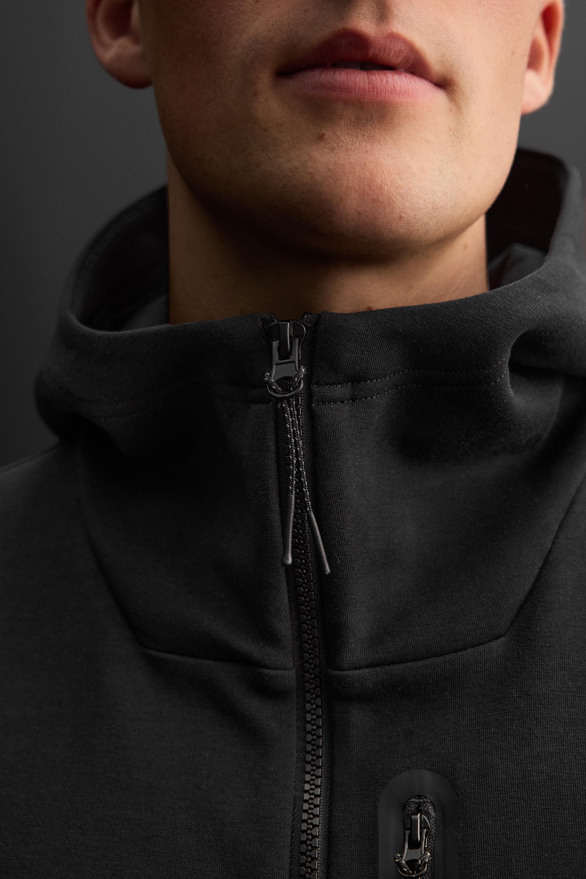 TECHNICAL ZIP SWEATSHIRT Product Image