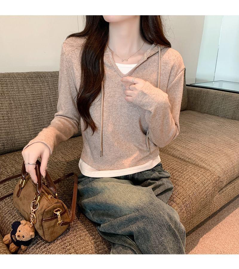 V-Neck Mock Two-Piece Two Tone Slim Fit Hoodie Product Image