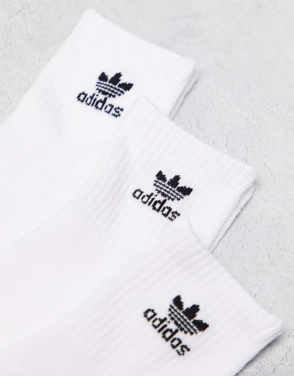 adidas Originals 6-pack quarter socks in white Product Image