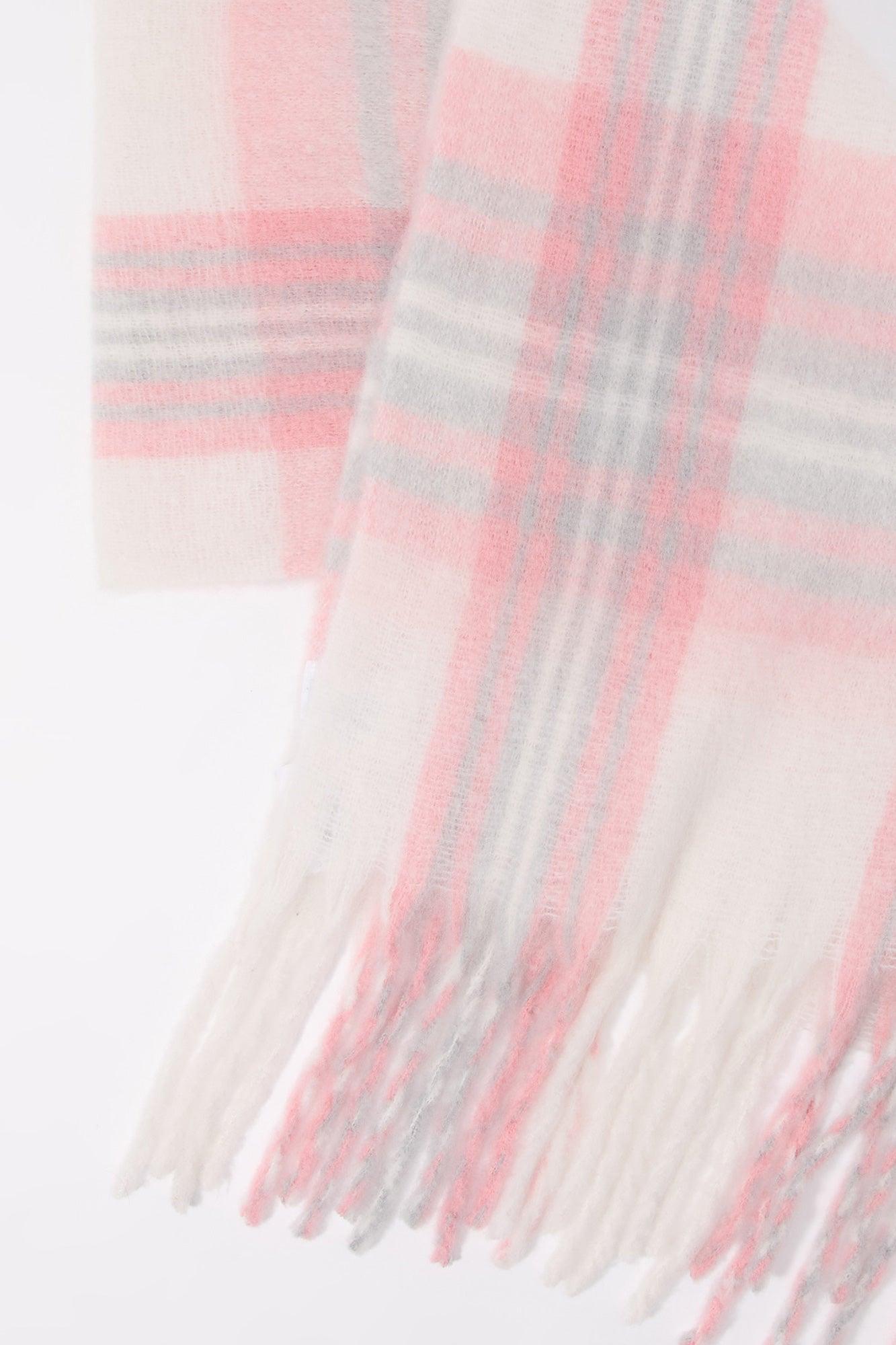 Plaid Bouclé Scarf Female Product Image