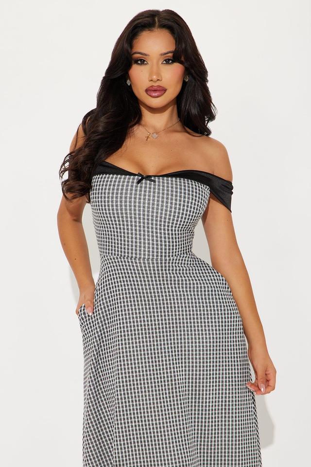 Old Time Love Houndstooth Midi Dress - Black Product Image