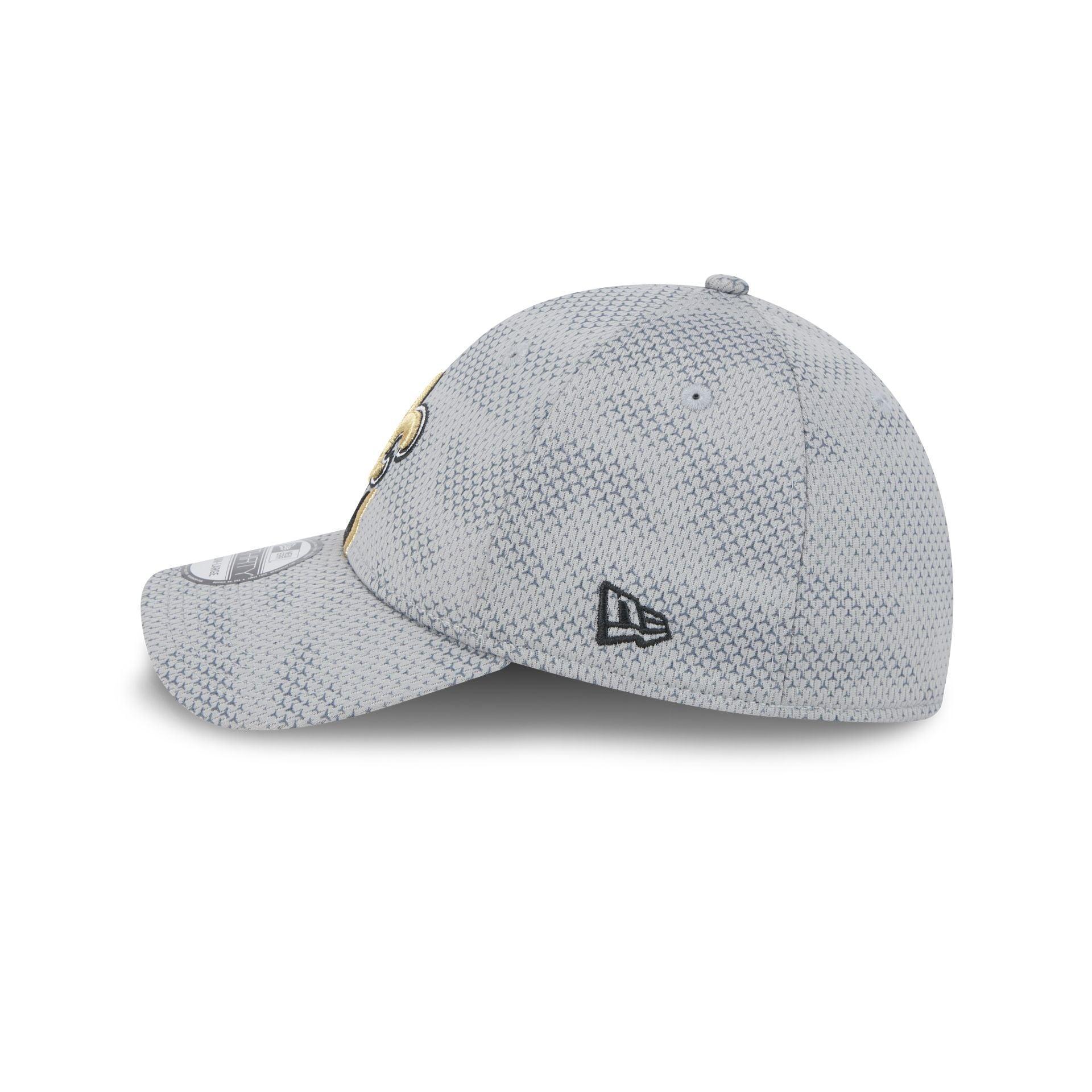 New Orleans Saints 2024 Sideline Gray 39THIRTY Stretch Fit Hat Male Product Image