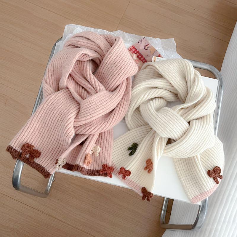 Bow Knit Scarf Product Image