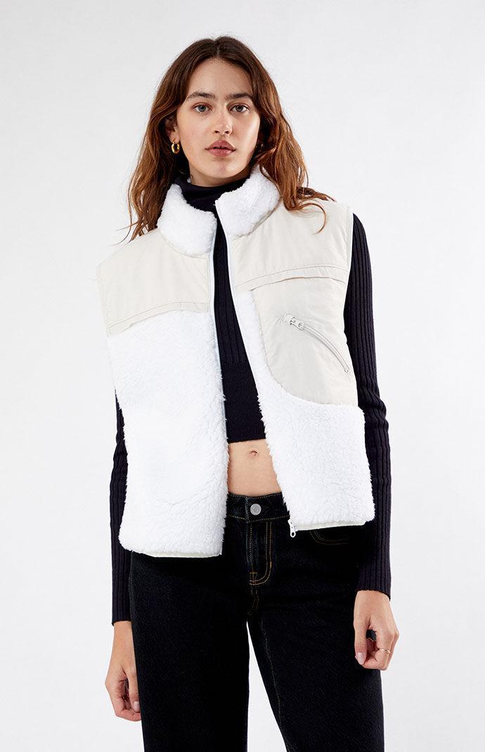 Women's Flex Sherpa Fleece Vest Product Image